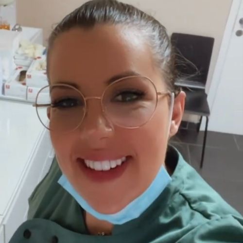 Ioana Ghirasin Dentist: Book an online appointment