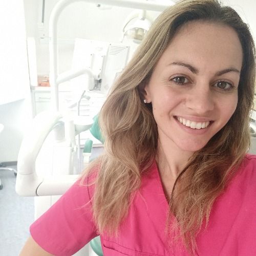 Maria Koula (Dentiste): Prenez rendez-vous en ligne