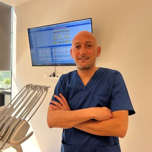 Haythem Ganouchi (Chirurgien-dentiste): Prenez rendez-vous en ligne