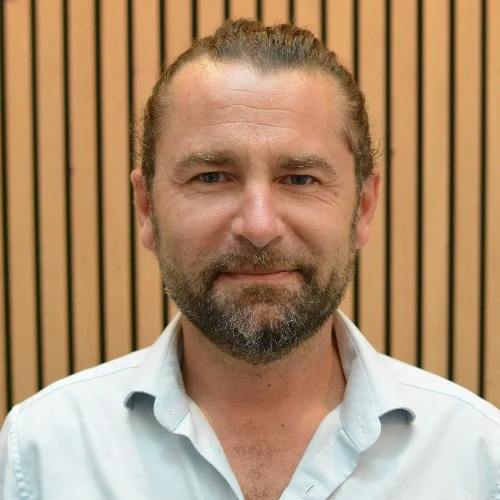 Sylvain Burdiat (Podoloog): Boek online een afspraak