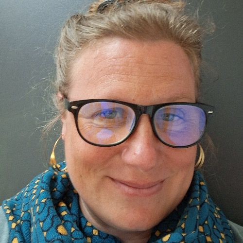 Sara Dekeyser Sophrologue, Thérapie brève en analyse transactionnelle et massothérapeute | doctoranytime