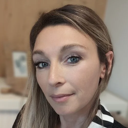 Marine Forissier (Réflexologie / Sophrologie / Naturopathie / Soins énergétiques / Cours de Pilates / Danse pour enfants): Boek online een afspraak