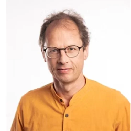 Claude Hubert (Fasciatherapeut): Boek online een afspraak