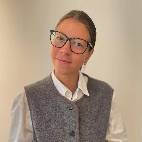 Dr Noémie De Bom Van Driessche (Huisarts): Boek online een afspraak Dr Noémie De Bom Van Driessche (Huisarts): Boek online een afspraak