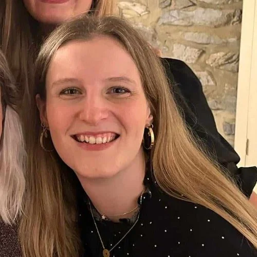 Louise Puttemans (Kinésithérapeute): Prenez rendez-vous en ligne Louise Puttemans (Kinésithérapeute): Prenez rendez-vous en ligne