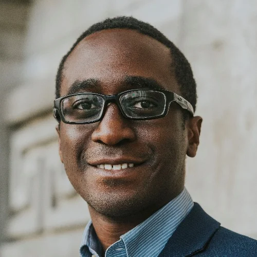 Dr Meni Mundama (Orthopédiste): Prenez rendez-vous en ligne