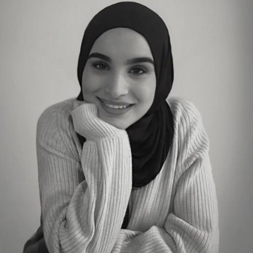 Chaymae Dezdouz Sage-femme, infirmière | doctoranytime Chaymae Dezdouz Sage-femme, infirmière | doctoranytime
