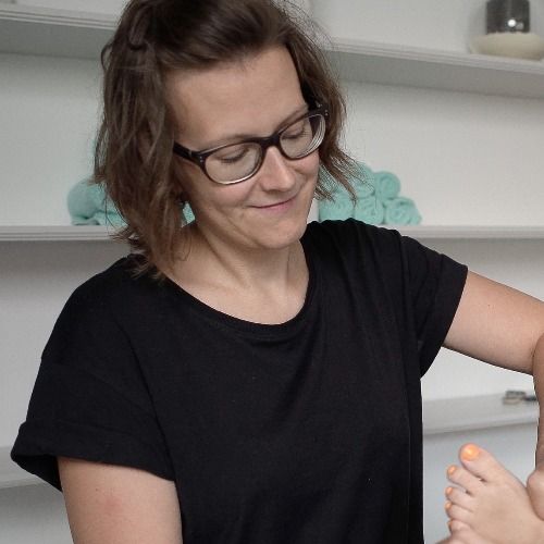 Lorène Moris Reflexologist | doctoranytime