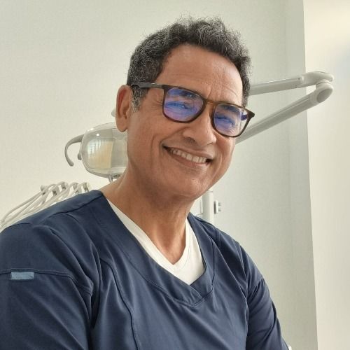 Jose Charles Paulino Da Silva (Dentiste): Prenez rendez-vous en ligne