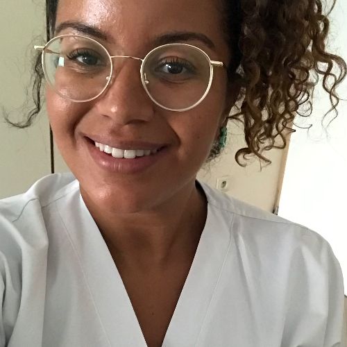 Myriem Bounaim (Dentiste): Prenez rendez-vous en ligne