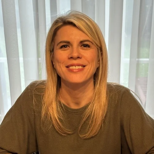 Dr Oana Elena Pavel (Cardioloog): Boek online een afspraak Dr Oana Elena Pavel (Cardioloog): Boek online een afspraak