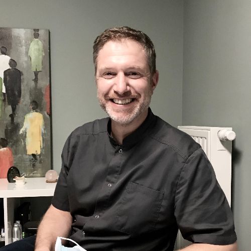 Fabian Laval Osteopath: Book an online appointment
