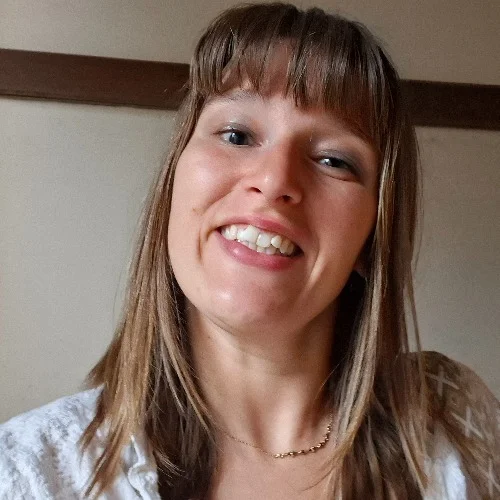 Noémie Baonville (Kinesist): Boek online een afspraak