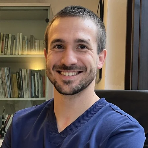 Ijahl Bazin Lopez (Ostéopathe): Prenez rendez-vous en ligne