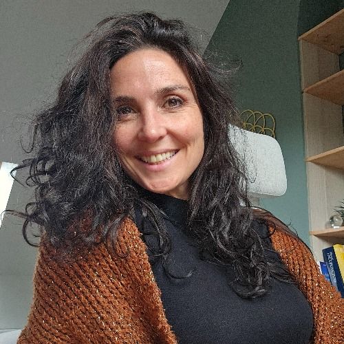 Corine Pinkers (Osteopaat) | doctoranytime