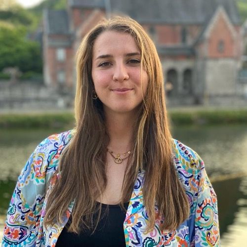 Laure Bourguignon Physiotherapist | doctoranytime Laure Bourguignon Physiotherapist | doctoranytime