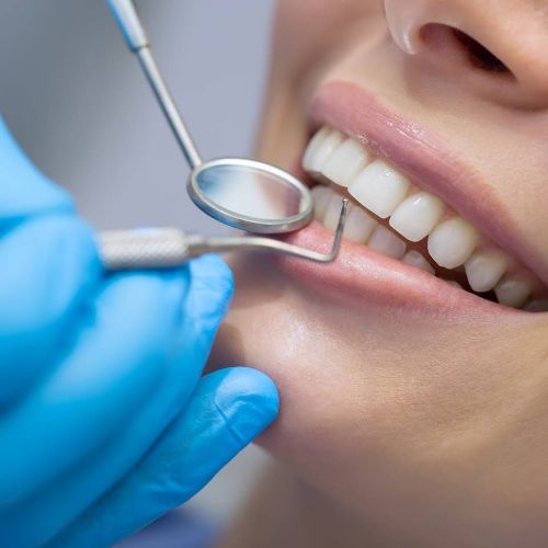 Nabila Touil Dentist: Book an online appointment