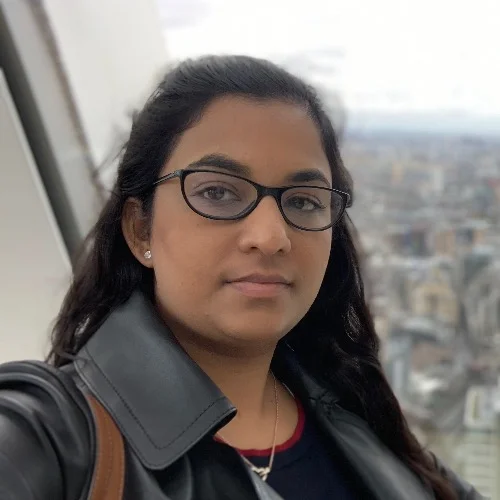 Dr Loubna Sattar (Médecin Interne): Prenez rendez-vous en ligne