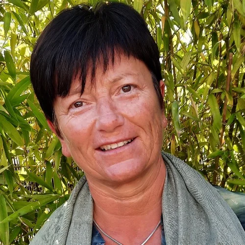 Catherine Denis (Infirmière / Massage / Reiki): Prenez rendez-vous en ligne