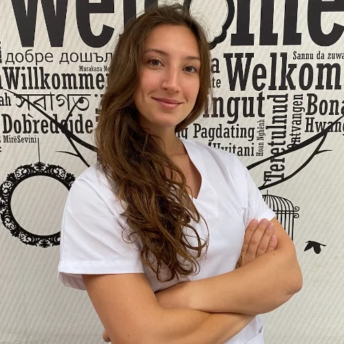 Kenza Berkaine (Osteopaat): Boek online een afspraak