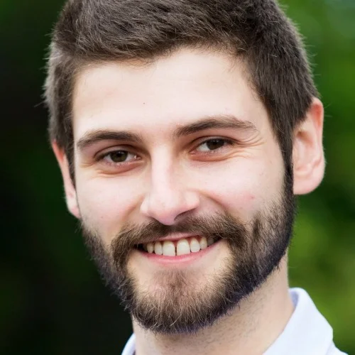 Dr Eliott Rimbault (Huisarts): Boek online een afspraak