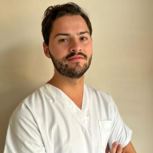Maxime Fichaux Dentist: Book an online appointment