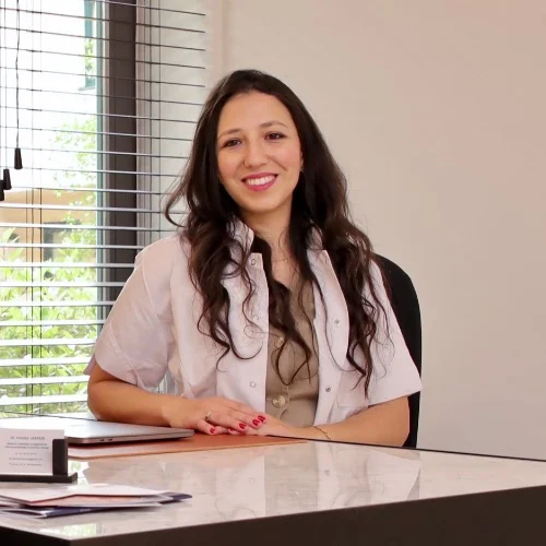 Dr Houda Laatabi (Esthetisch Arts): Boek online een afspraak Dr Houda Laatabi (Esthetisch Arts): Boek online een afspraak