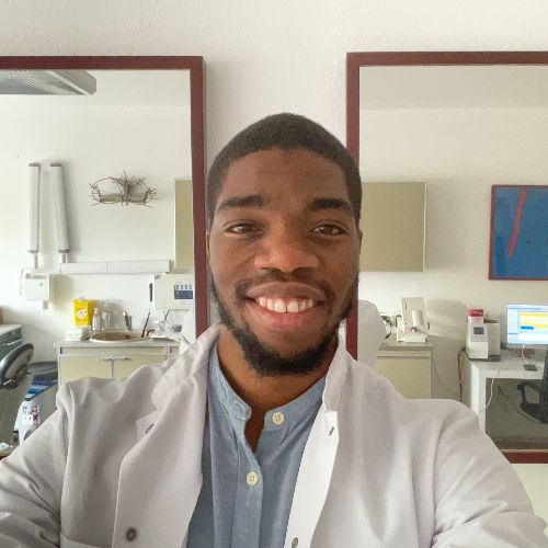 Kevin Nsawela Bilelo (Dentiste): Prenez rendez-vous en ligne