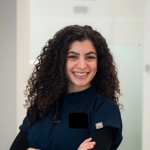 Nour Moujane (Orthodontist): Boek online een afspraak