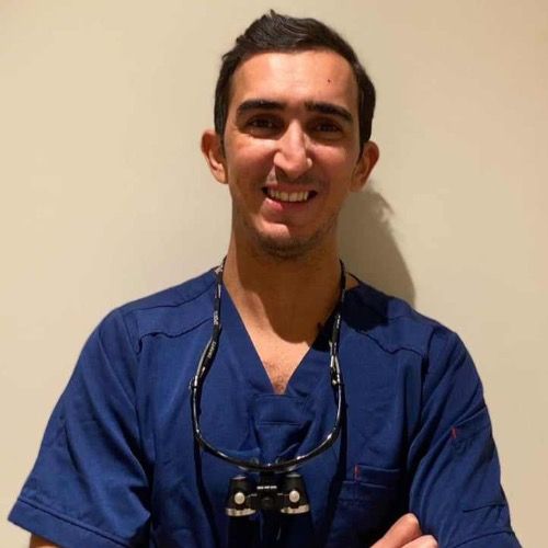 Wael Hsini (Dentiste): Prenez rendez-vous en ligne