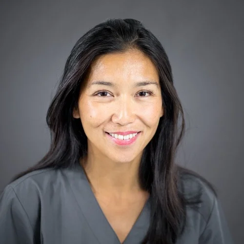 Tram Hoang (Orthodontist): Boek online een afspraak Tram Hoang (Orthodontist): Boek online een afspraak