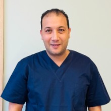 Ahmed Kharrat (Dentiste): Prenez rendez-vous en ligne