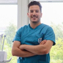 Kamil Abbassi (Dentiste): Prenez rendez-vous en ligne