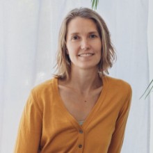 Hélène Guttinger (Vroedvrouw): Boek online een afspraak