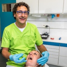 Stefan Van Boom Dentist | doctoranytime