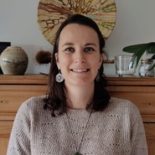 Julie Lafond (Ostéopathe): Prenez rendez-vous en ligne
