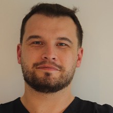 Evan Bouchez