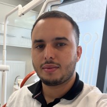 Ayoub Khana (Dentiste): Prenez rendez-vous en ligne