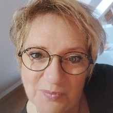 Bernadette Droppert