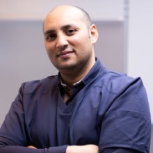 Khaled Aouni (Dentiste): Prenez rendez-vous en ligne