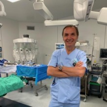 Dr Charles Chatzopoulos (Chirurgien urologique oncologique et robotique): Boek online een afspraak