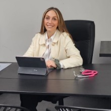 Dr Jade Roumanos (Médecin Généraliste): Prenez rendez-vous en ligne
