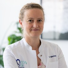 Dr Elisabeth Hérion Digestive Surgeon | doctoranytime